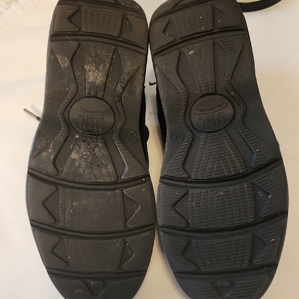 Nunn Bush Black Leather Men's Oxfords - Picture 7 of 11
